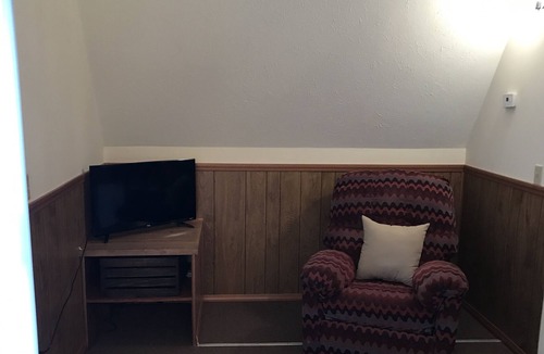 Gamaliel Ski Chalet | Chalet 1 Deer Run - 2 Bedroom Chalet in Norfork Lake Ozark Mountain Lodge