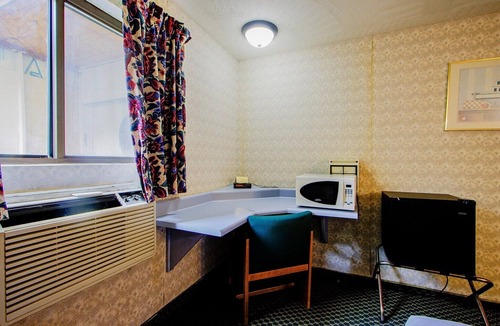 Chapmanville Apartment | Chapmanville WV|2 Full Bed