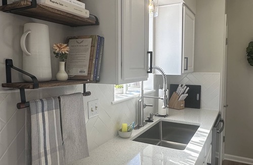Bolivar House | Charming 2-bedroom townhome centrally located in historic Harpers Ferry