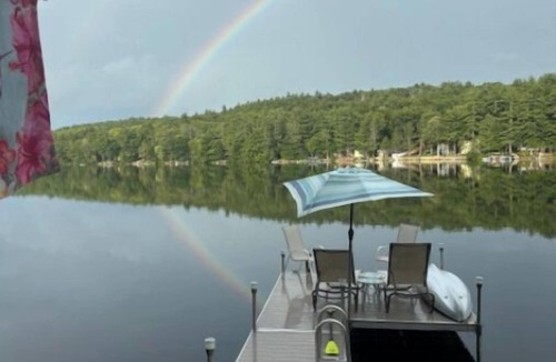 Barrington Cabin | Charming 2-bedroom waterfront cottage in welcoming Barrington with deck and WiFi