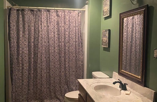 Spring Hill House | Charming 3-bedroom house with AC and WiFi in cool Charleston