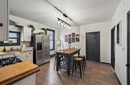 West End House | Charming 6-bedroom house - close to all in Providence
