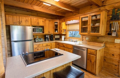 Sugar Mountain Cabin | Charming Cabin Atop Sugar Mountain