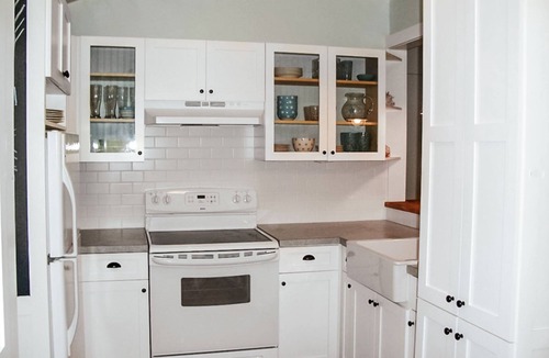 Barnstable Cottage | Charming Cottage, Walk to Beach, Whale Watch, Harbor & Village