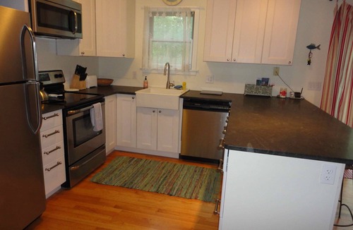 Katama House | Charming Edgartown Cottage close to Town with a Pool/Hot Tub.