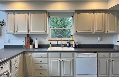 New Richmond House | Charming River House with Waterfront Access - Sleeps 14