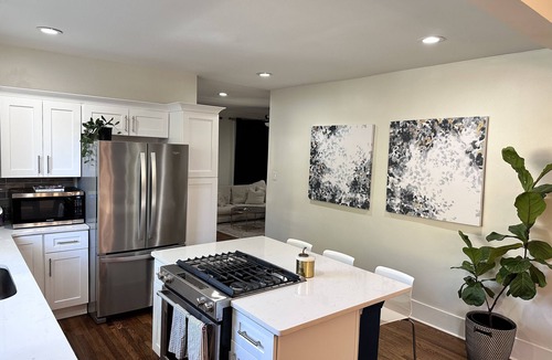 Crosstown House | Charming & Spacious Midtown Home