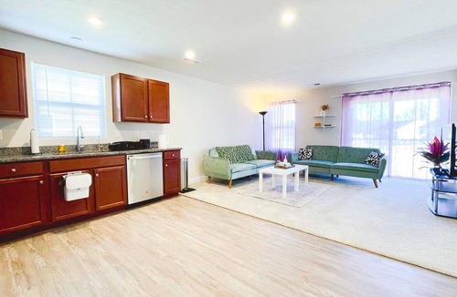 Amelia House | Cheerful 2- bedroom home with parking garage