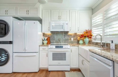 Montreat House | Cherry On Top | Modern Montreat Home with Screened Porch & Partial Mountain Views!