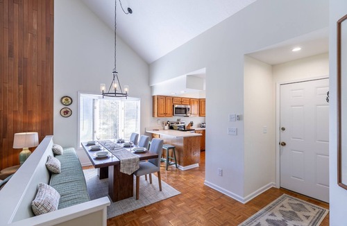 Blowing Rock Condo | Chetola Chestnut 8 - close to downtown Blowing Rock!