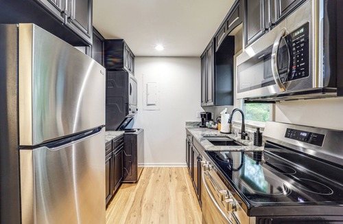 Blowing Rock Cabin | Chic Cabin! Epic Views of Grandfather Mountain