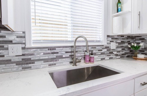 Lexington House | Chic & Cozy Home Near UK Campus! Perfect for Family Visits.
