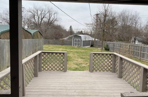 Lexington House | ‘Clara’ Just Off I-75! 2 Full Bedrooms!