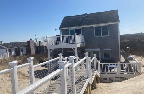 East Sandwich House | Classic Cape Cod Beach House with Private Beach