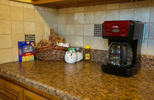 Pine Ridge House | Climb On Inn-RRG- 3BD & 2BA - Outdoor Adventure Paradise- Pet Friendly -Cozy