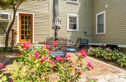 Mystic House | Coastal Victorian Home, Walk to Downtown