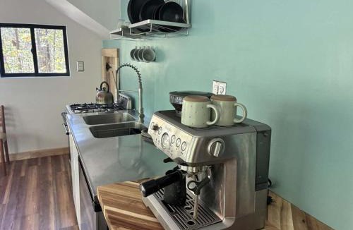 Stanton House | Come stay in a magical cabin with a bedroom in the trees