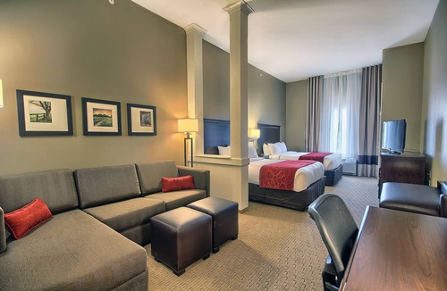 Marietta Hotel | Comfort Suites Marietta - Parkersburg