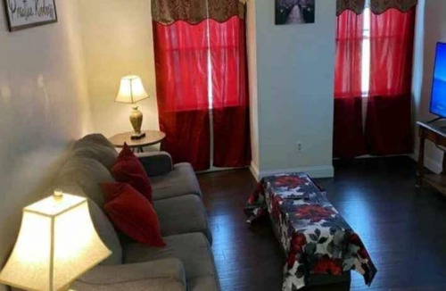 Beverly Apartment | Comfortable 1 bedroom central located near Salem, ma
