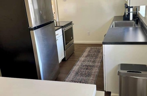 Williston Apartment | Comfortable 2BR | Fast WiFi | Parking | Close to Dining