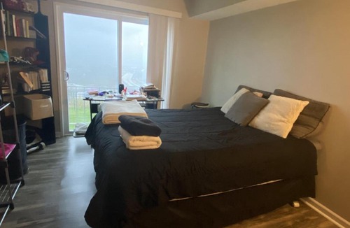 East Price Hill Apartment | Condo With Downtown Cincinnati View