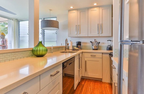 Napili Condo | Cool, Coastal, and Right on the Water