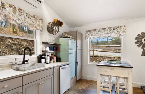 Blowing Rock Cottage | Cottage in Blue Ridge Mountains