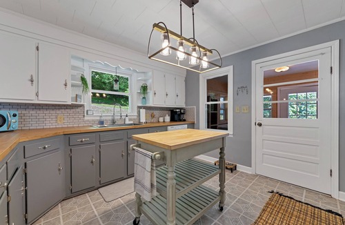 Burnsville Cottage | Cottage near Burnsville with Game House & Firepit