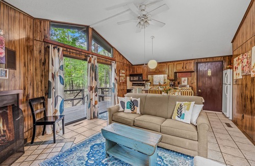 The Woods Cabin | Country Comfort -country Escape!