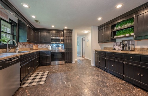 Mill Spring House | Country View Oasis with Fireplace and Firepit