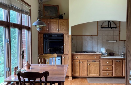 Tri-Cities House | Cox Haven- Beautiful & Spacious 2BR/2.5 Bath Home with working Cattle farm