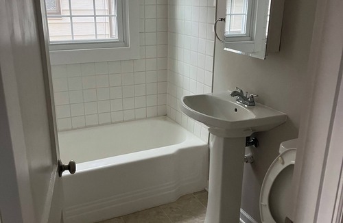 Point Pleasant House | Cozy 2-bedroom house in fantastic Point Pleasant with AC