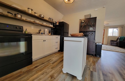 Wellington Cabin | Cozy A-Frame Near Cave Run Lake - Private, Firepit, Deck, Sleeps 6