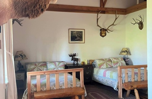 Maysville Other | Cozy Bunkhouse nestled on a 200 acre Private Horse Ranch