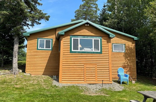 Rangeley House | Cozy Cabin on Rangeley Lake