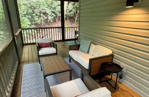 Brevard House | Cozy Connestee Falls Escape: Hiking & Waterfalls