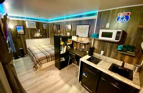 Arrowhead Farms Cabin | Cozy Container in Devore Heights, California, for Glamping Getaways on Route 66