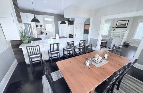 Oakley House | Cozy & Convenient Oakley Home | Cincinnati