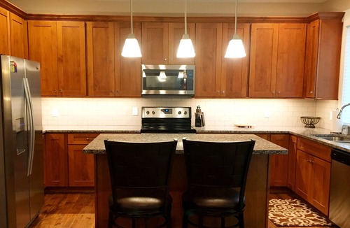 Black Mountain House | Cozy Cottage 15 min to AVL - Long Term Rate Specials - Ask owner!
