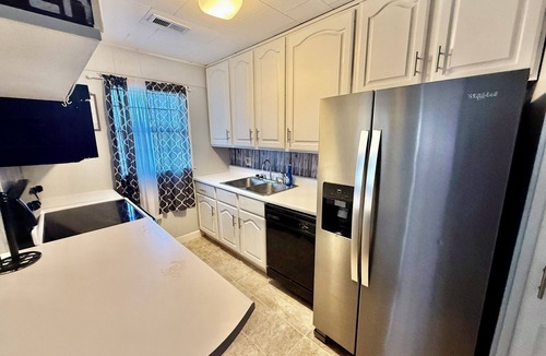Doniphan House | Cozy Current River Cabin, Doniphan on the water.