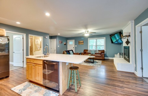 Star Tannery House | Cozy Home in Star Tannery w/Private Backyard!