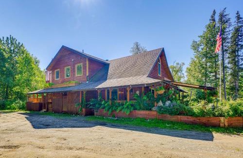 Nikiski Apartment | Cozy Kenai Abode w/Private Deck: 5 Mi to Ocean!