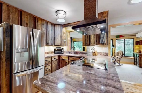 Newland House | Cozy Mountain Cabin in Linville, NC