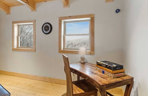 Sugar Mountain Cabin | Cozy Rustic Cabin on Sugar Mountain