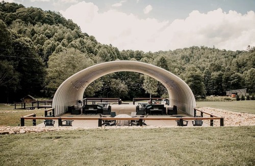Flag Pond RV Rental | Cozy Safari Tent for Two in Erwin, Tennessee