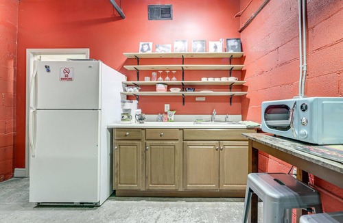Waynesville Apartment | Cozy Single at The Strand