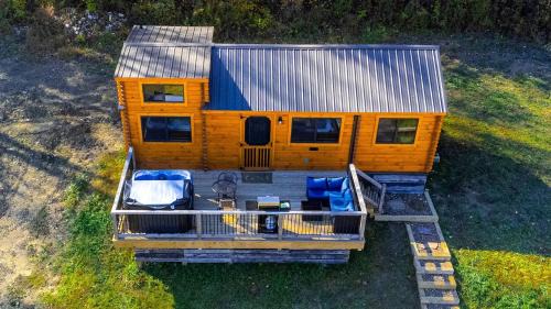 Heidelberg House | Cozy Stargazing Cabin with Hot Tub near Red River Gorge in Estill County, Kentucky