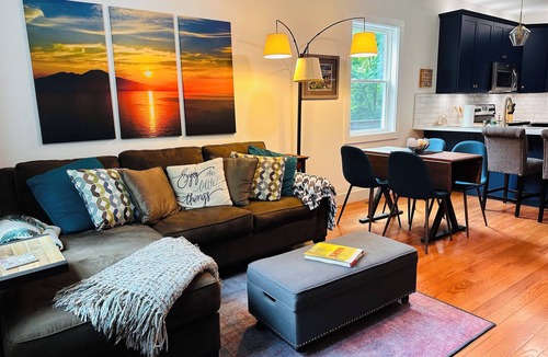 Asheville House | Cozy Updated House near Downtown Asheville and Parkway - Monthly Rates Avail.