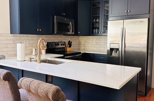 Asheville House | Cozy Updated House near Downtown Asheville and Parkway - Monthly Rates Avail.