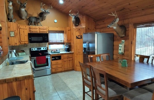 Lenoir House | Cozy wood cabin/house nestled in the North Carolina mountains.
